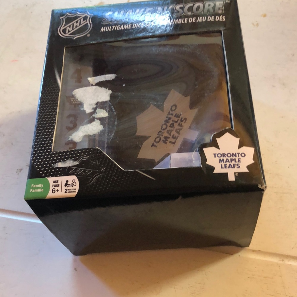 Shake n score. Mulitgame dice set